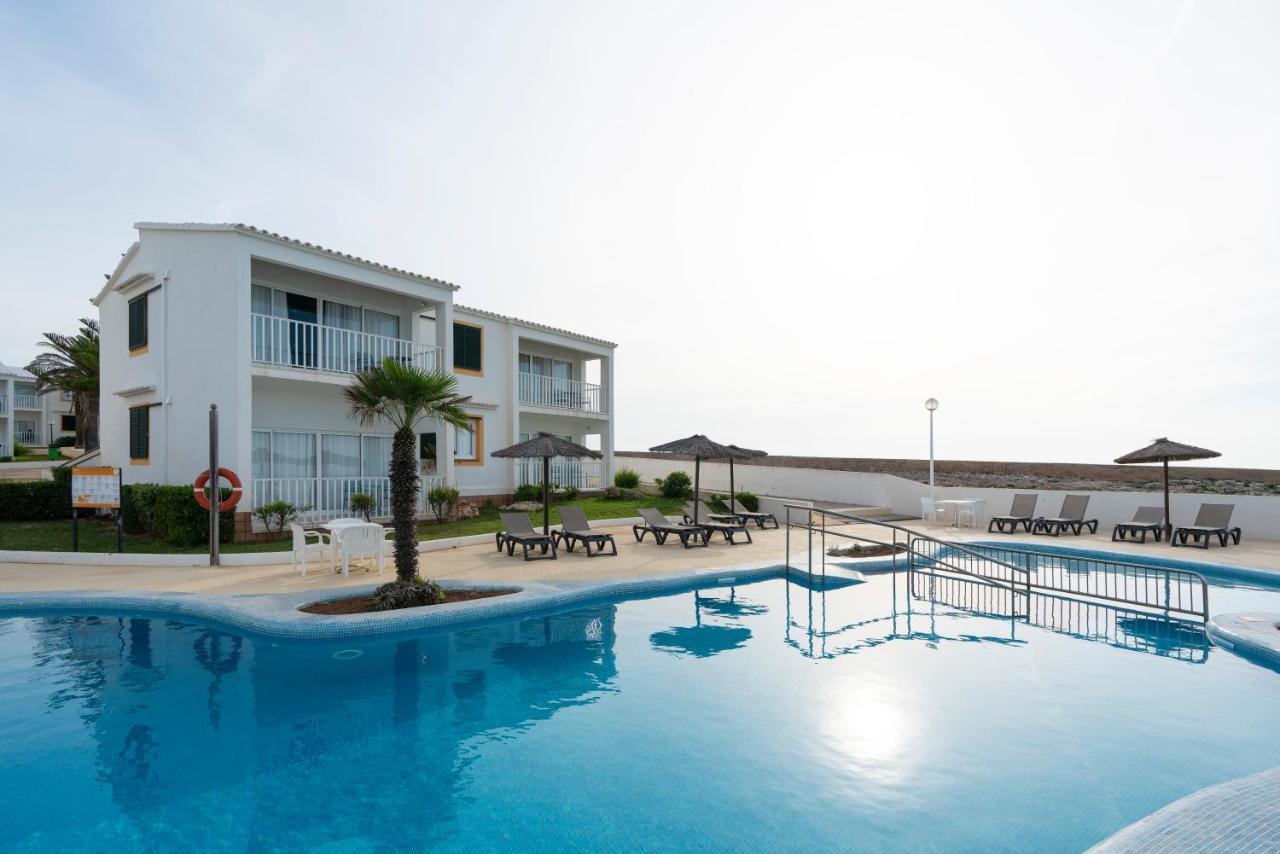 Aparthotel Aluasun Far Menorca S'Algar Esterno foto