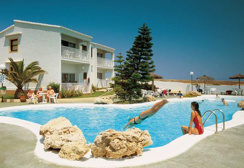 Aparthotel Aluasun Far Menorca S'Algar Esterno foto