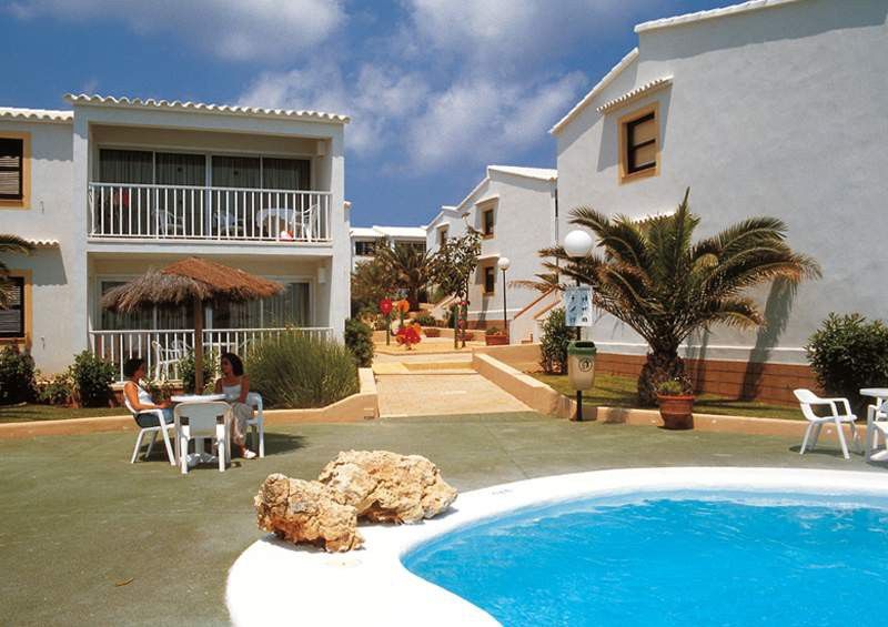 Aparthotel Aluasun Far Menorca S'Algar Esterno foto