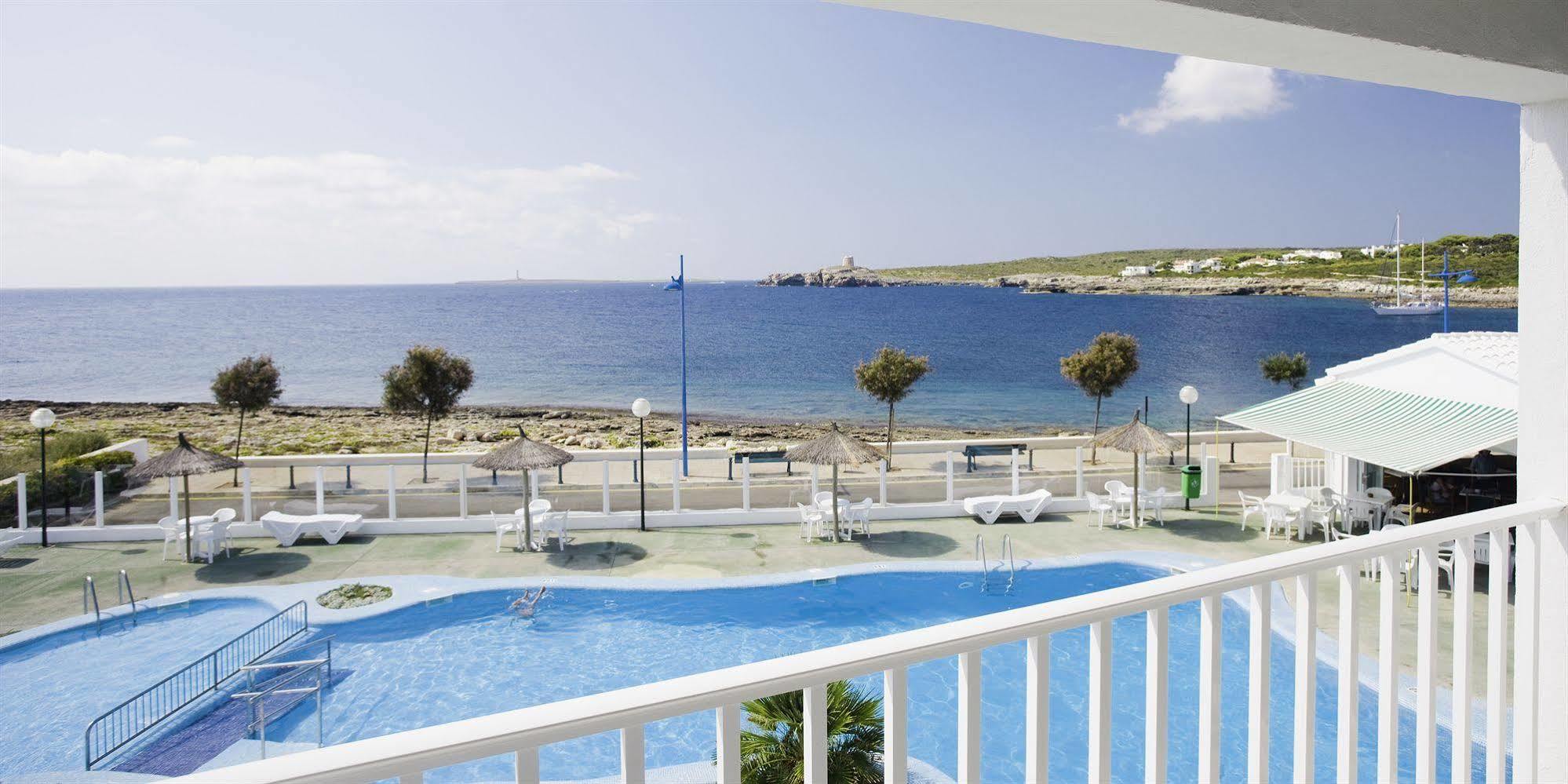 Aparthotel Aluasun Far Menorca S'Algar Esterno foto