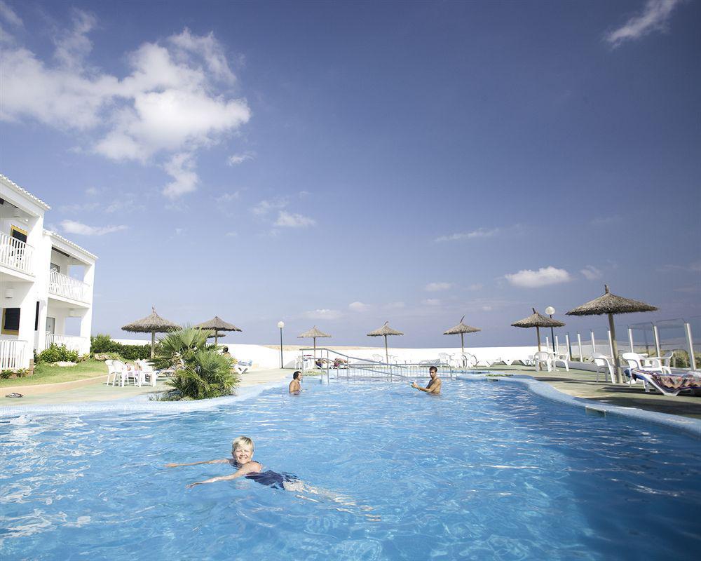 Aparthotel Aluasun Far Menorca S'Algar Esterno foto